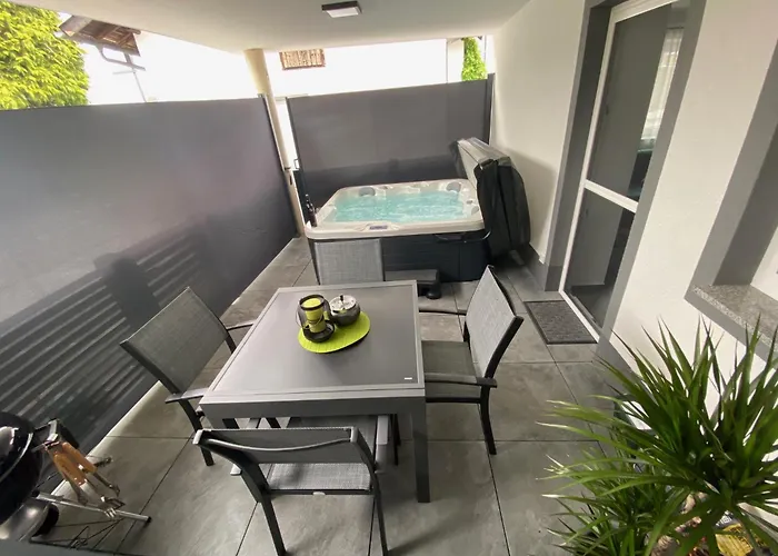 Schicke In Seenaehe! Appartement